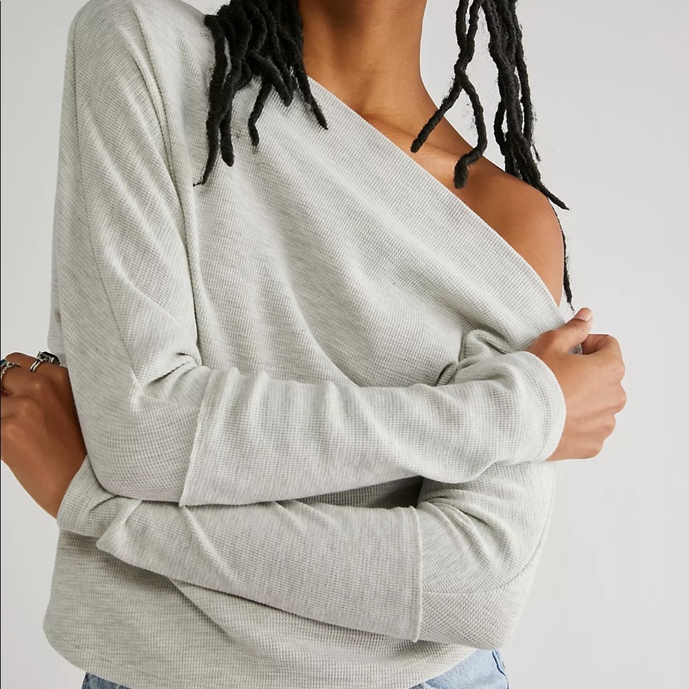 Free people off shoulder fuji thermal / size S / olive green